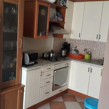 Vodice-srima * Vodice