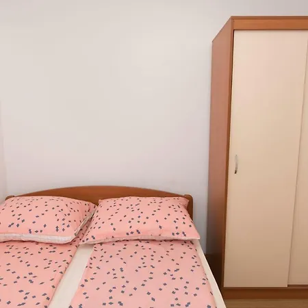 Vodice-srima Lägenhet