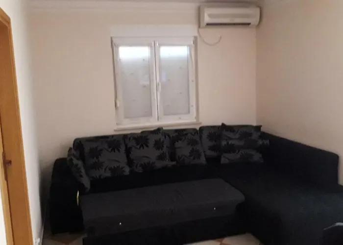 Vodice-srima * Vodice